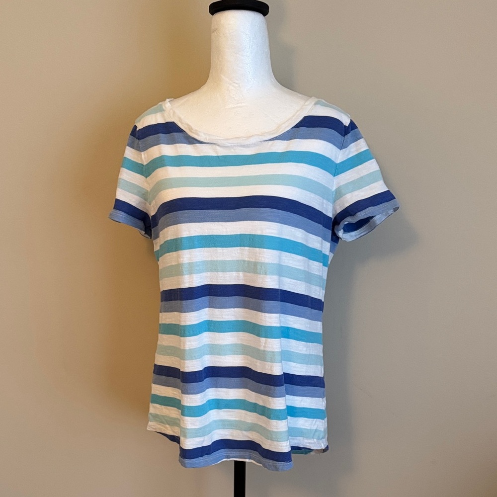 Talbots striped short sleeve scoop hem tee Medium.